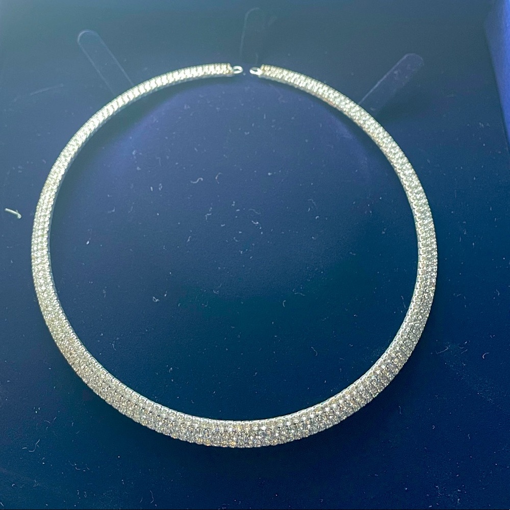 Diamond choker